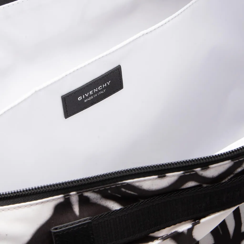 4G Light Tote Bag - White/Black