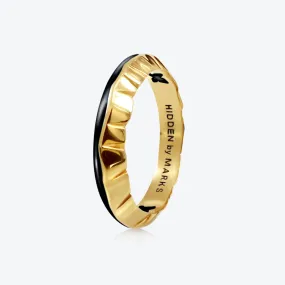 A.Iceberg 18K Gold Ring w. Black enamel