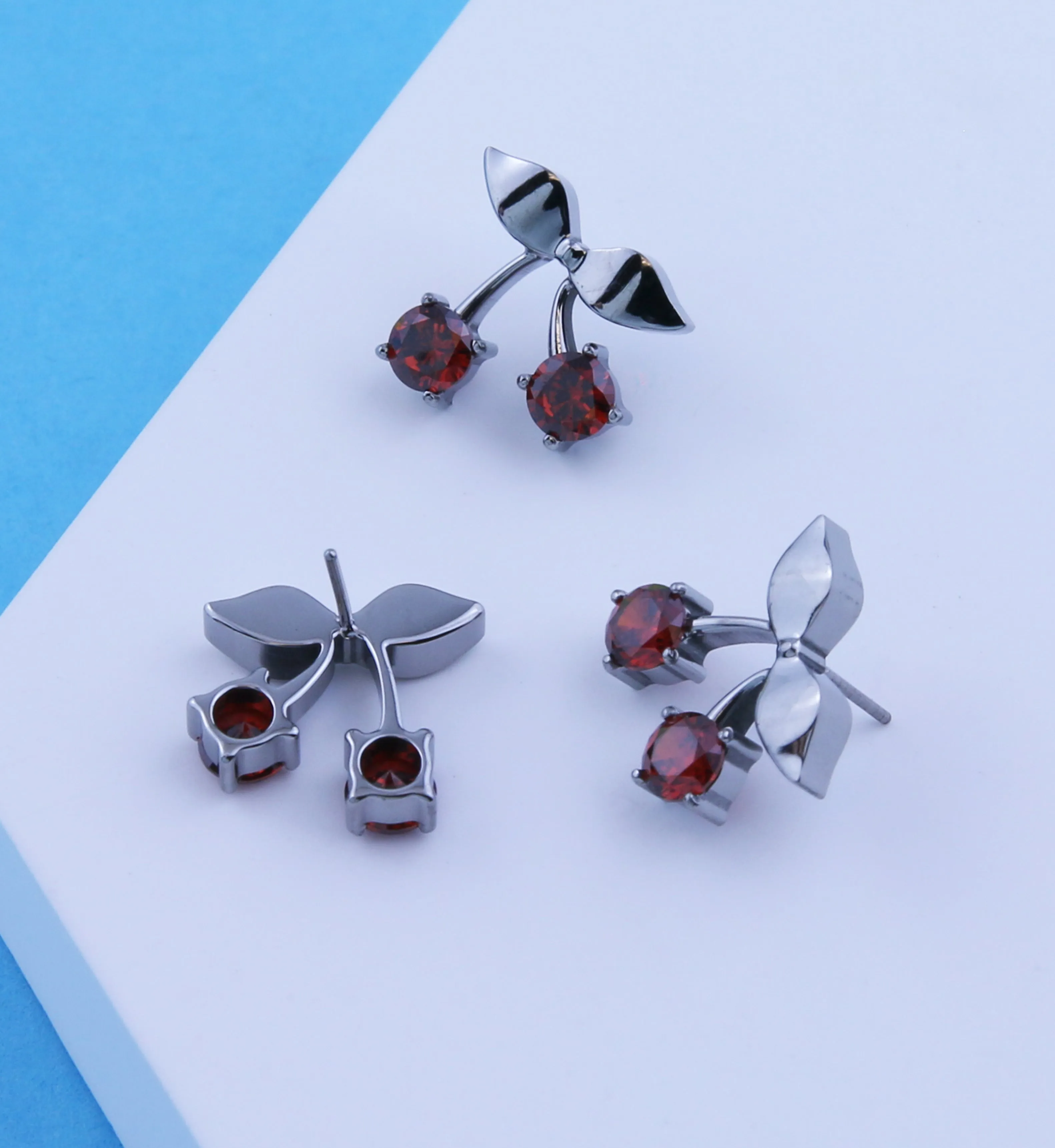 Cherry Bow Garnet CZ Titanium Threadless Top