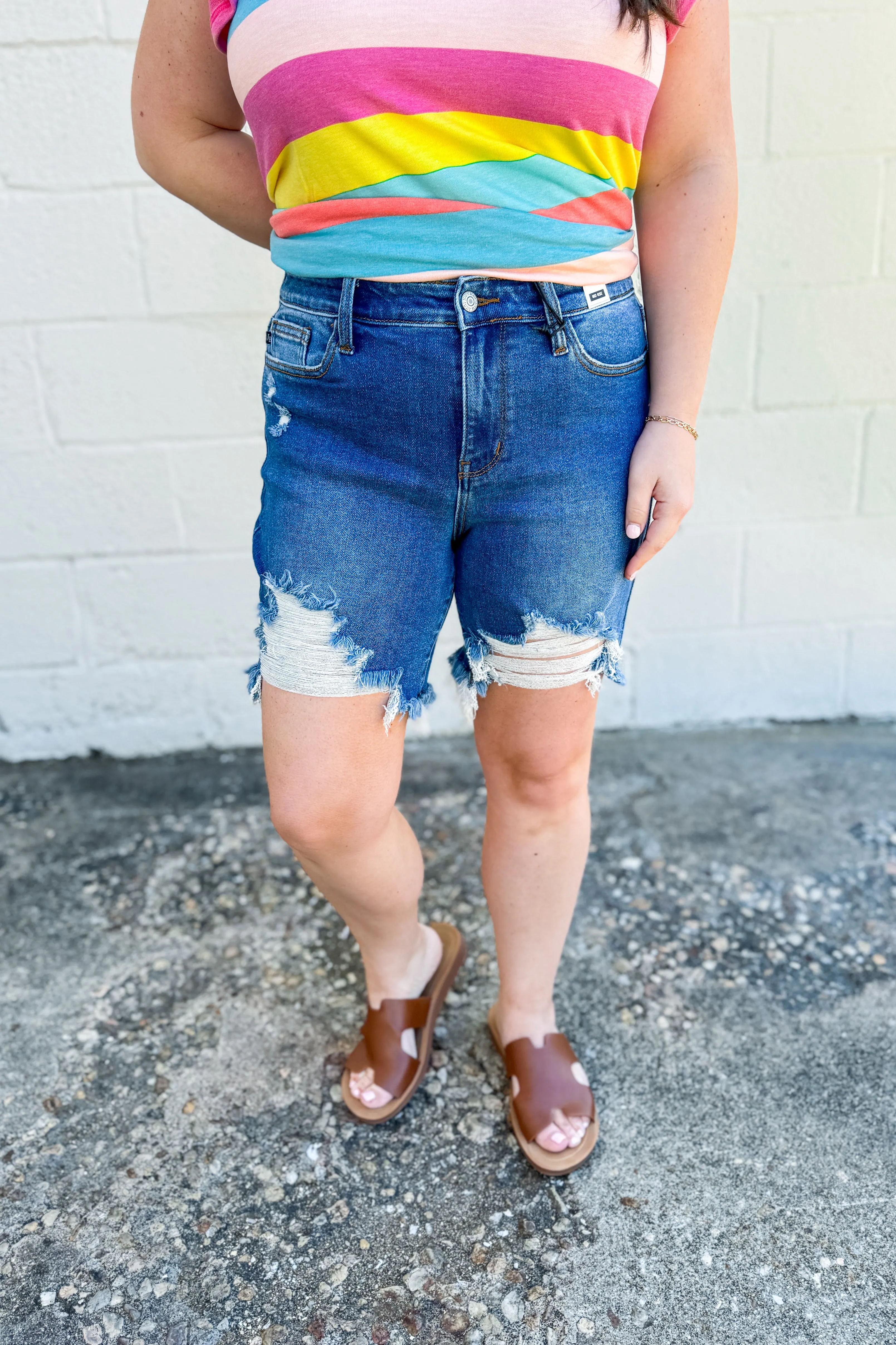 Judy Blue Asher Mid Rise Destroy Fray Hem Denim Short