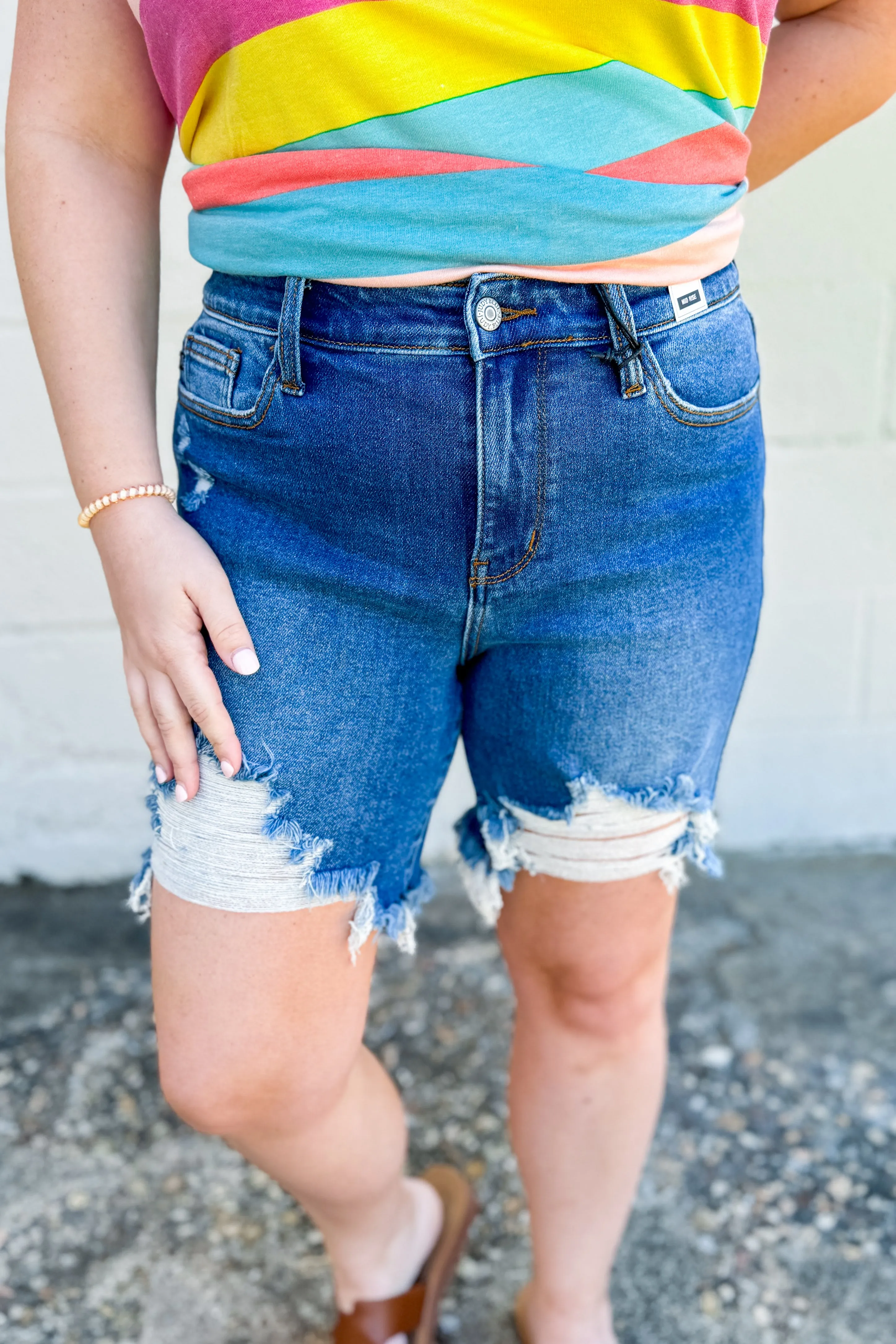 Judy Blue Asher Mid Rise Destroy Fray Hem Denim Short