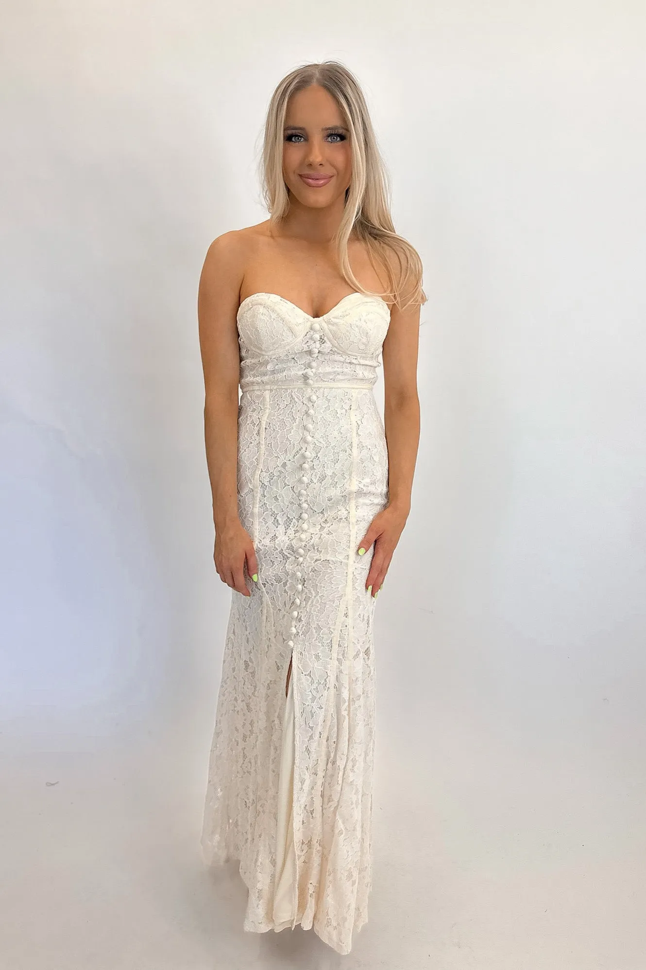 The Sweetheart Lace Maxi Dress Cream